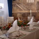 Zum Erdinger Weissbraeu Hotel 4*