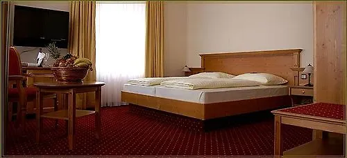 Zum Erdinger Weissbraeu Hotel 4*