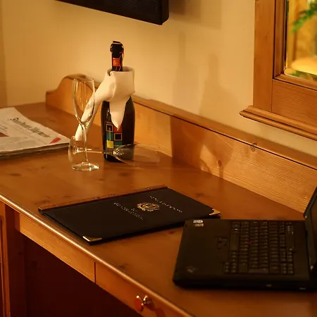 Zum Erdinger Weissbraeu Hotel 4*