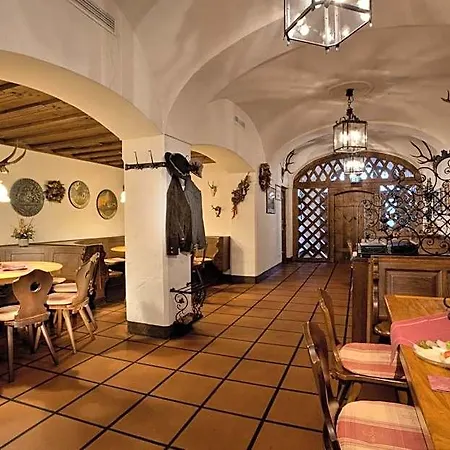 Zum Erdinger Weißbräu 4* Erding